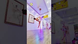 [Pole dance] Múa cột NHẮM MẮT THẤY MÙA HÈ ...sắp hết rồi! - Vietnamese Pole Dancing - #pdnoinvert