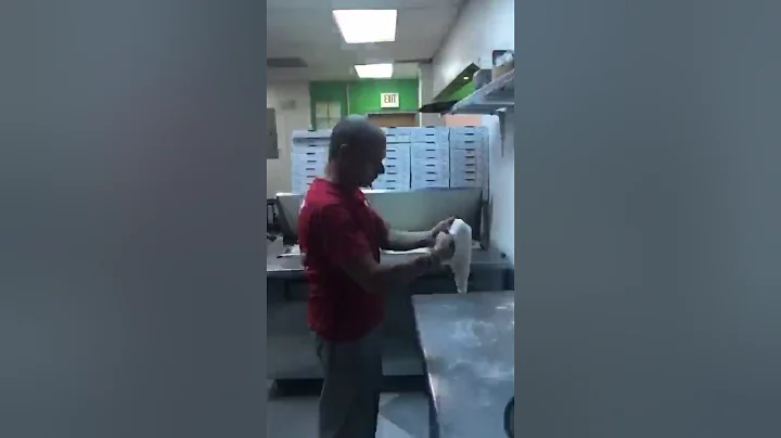 Una Buena Pizza