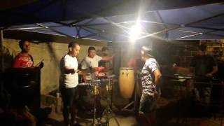 Video thumbnail of "A sol caliente"