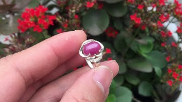 Bán chiếc nhẫn bạc đính đá ruby lục yên thiên nhiên cực đep.