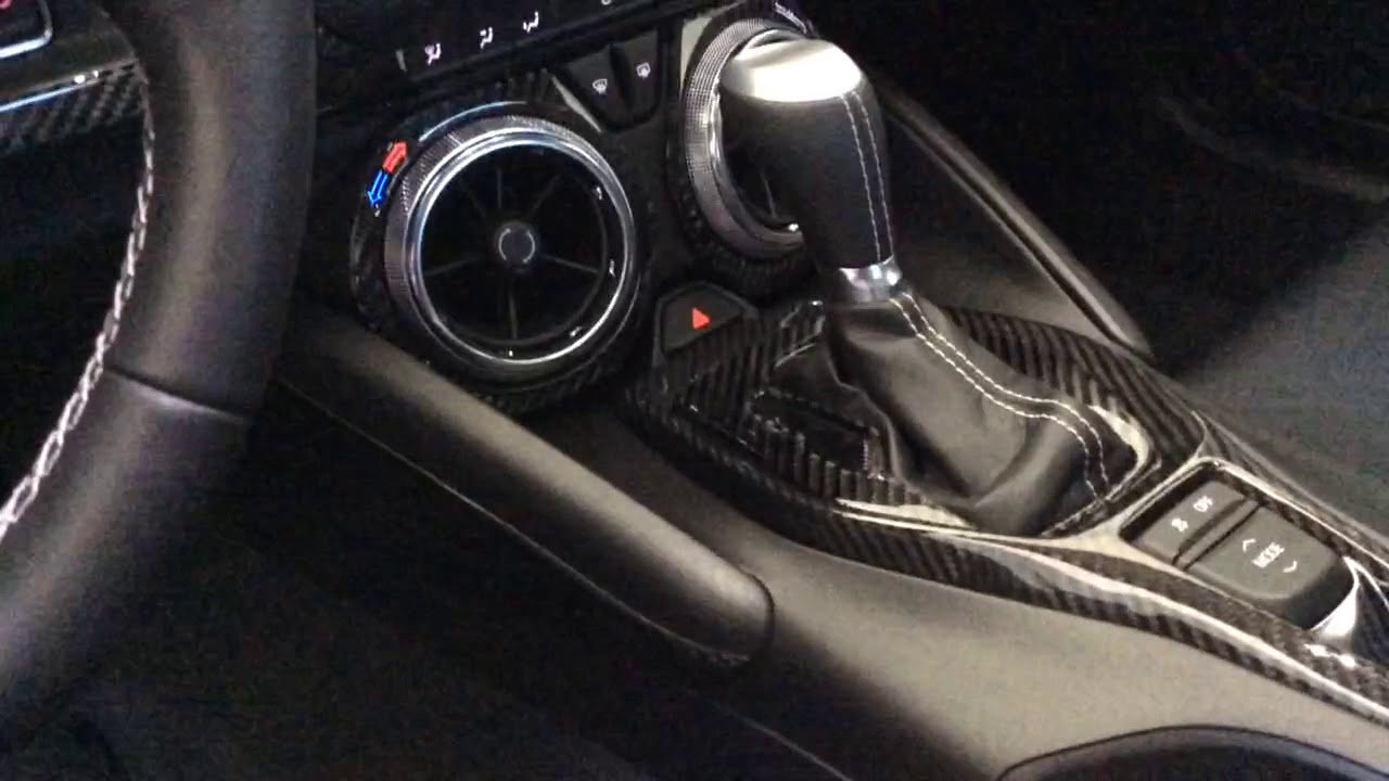 Dashboard Cover シボレーカマロ2016-2021カーボンファイバー