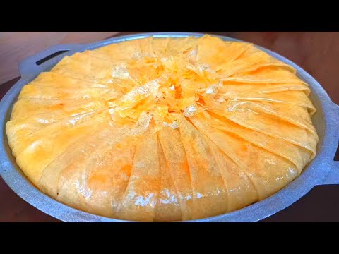 Moroccan food : The Famous Pastilla Recipe with Chicken and Almonds