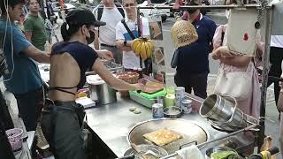 Si Teteh GEULIS paling TERKENAL di Thailand 🇹🇭! Penjual Roti Pisang Paling LARIS dan ENAK!