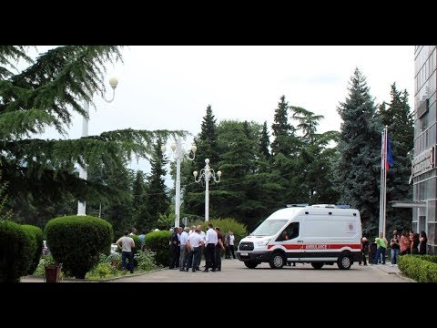 „ჰეიდარ ალიევის ფონდმა“ ცენტრს 2 სპეცმანქანა გადასცა