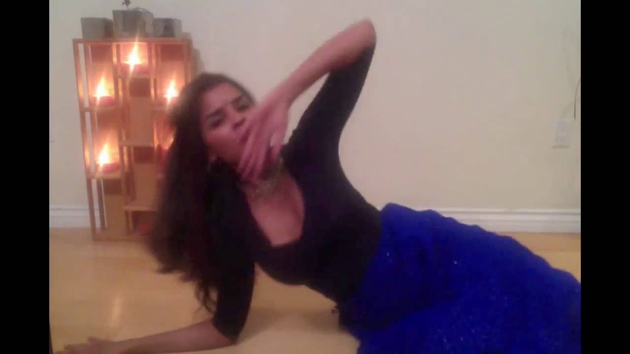 Aaj Hum Apni || Pakeezah || Bollywood Dance