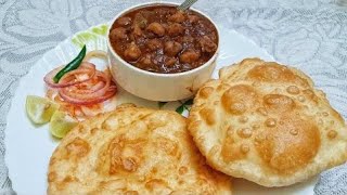 Punjabi Chole Bhature|| छोले भटूरे अमृत्सरी पंजाबी |Street Food recipes |#cholebhature #streetfood