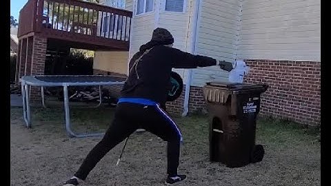 Cutting test with a shamshir