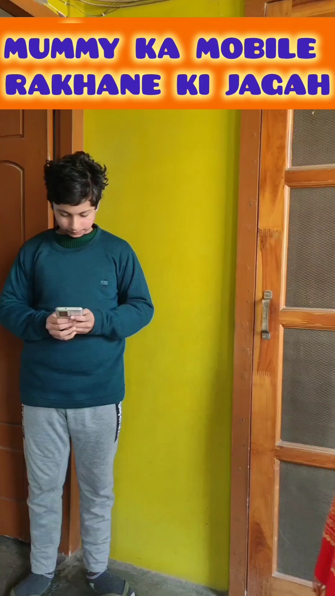 मम्मी का मोबाइल रखने की जगह #shorts #trending #video #views #mummy