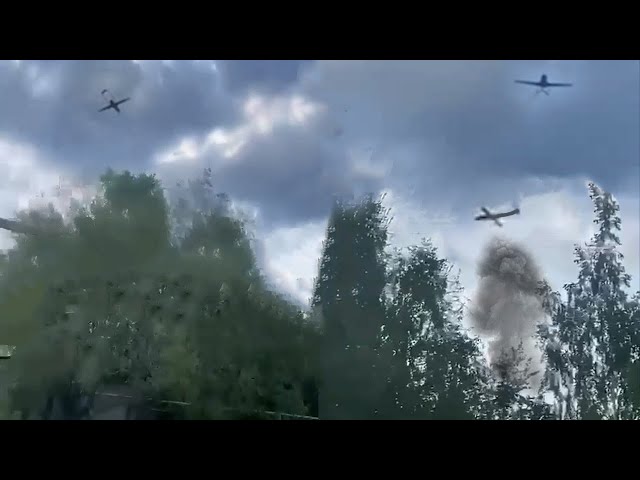 Footage of Ukrainian drone attack on Russian city of Kazan, 1,200 km from the border with Ukraine class=