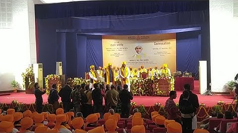 CEO of Palo Alto & Chief Guest of 102 nd Convocation ( BHU)Nikesh Arora , Medal & Degree Distribute