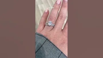 Comment Your Fave Wedding Weddingplanning Weddingband Brilliantearth Stacking Sparkle Rings 