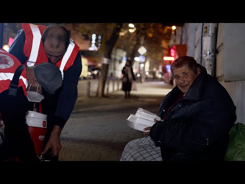 უსახლკაროთა კვება - \"ხსნის არმიის\" პროექტი