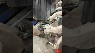 Ball joint replace Ford crown victoria 🛠️ #mechanic #tipsandtricks #balljoint #mechanictips #shorts