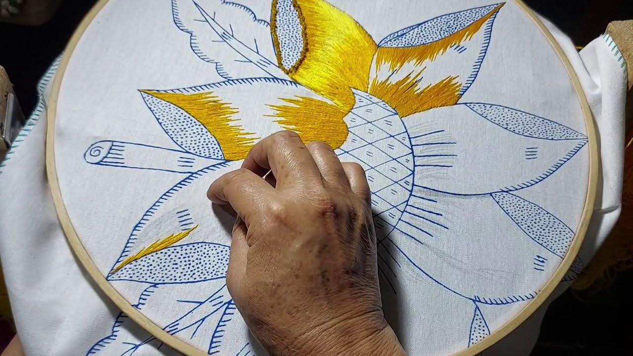 como bordar un girasol grande  Sonia R.A.