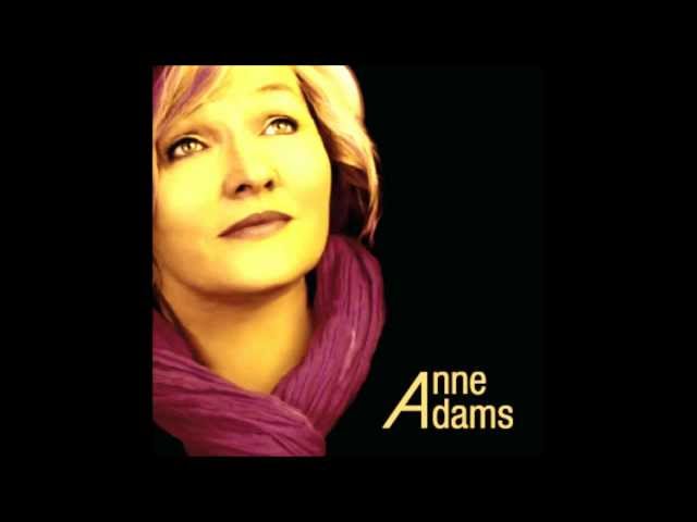 Anne Adams - Juhuste Kuninganna