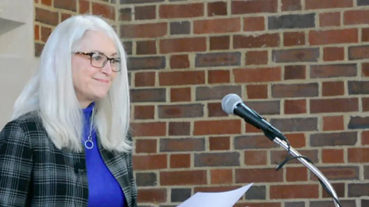 Tuesdays in the Chapel featuring Amy Harkness