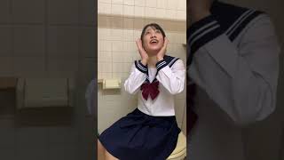【恐怖】トイレットペーパーがない！？学校の女子トイレで事件が起こりました… #Shorts