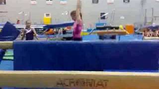 Drewe - Practicing her Jump To Splits mount - C value