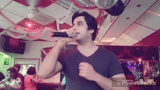 Download Lagu Woh Ladki Jo Sab Se Alag hey - Badshah Movie MP3