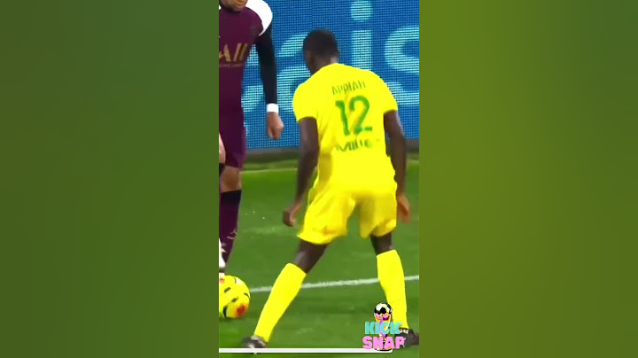 Mbappe demütigt Gegenspieler 😱🏆 #mbappe #mbappeskills #shorts #psg