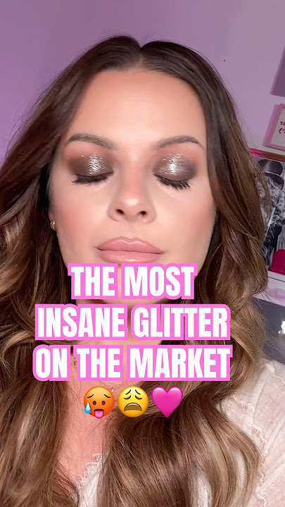 This is the MOST SPARKLY GLITTER ON THE MARKET😩🩷✨absolutely stunning #glitterpuck #halfmagicbeauty