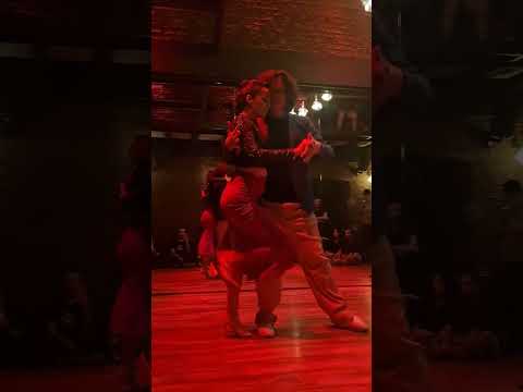 Nadide Ece Somer & Abdullah Aydın // Maquillaje // El Abrazo // 14 Oct 2023