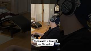 Thumbnail for Papaplatte will nicht zu Masha an die Tür gehen #papaplatte