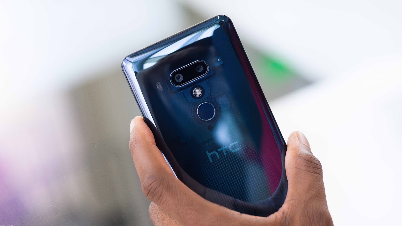 New Update  HTC U12+ Review: A Phone With No Buttons!