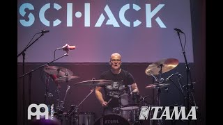 Michael Schack kondigt de #pushyourdrumming Acoustic Tama/Meinl tour 2022 aan