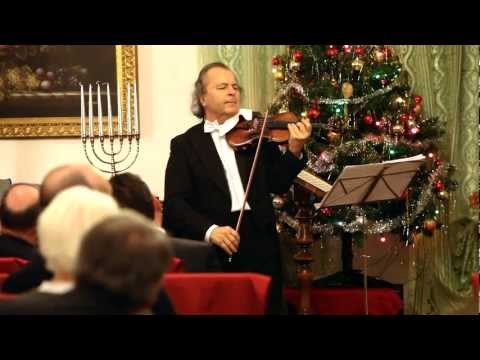 Václav Hudeček na zámku Ořechov 9.12.2011 (HD)