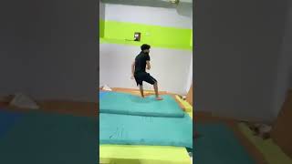 Download Mp3 Parkour 360cartwheel 360 carwheel parkour 360 diveroll Gudang lagu Download Mp3 Parkour 360cartwheel 360 carwheel parkour 360 diveroll
