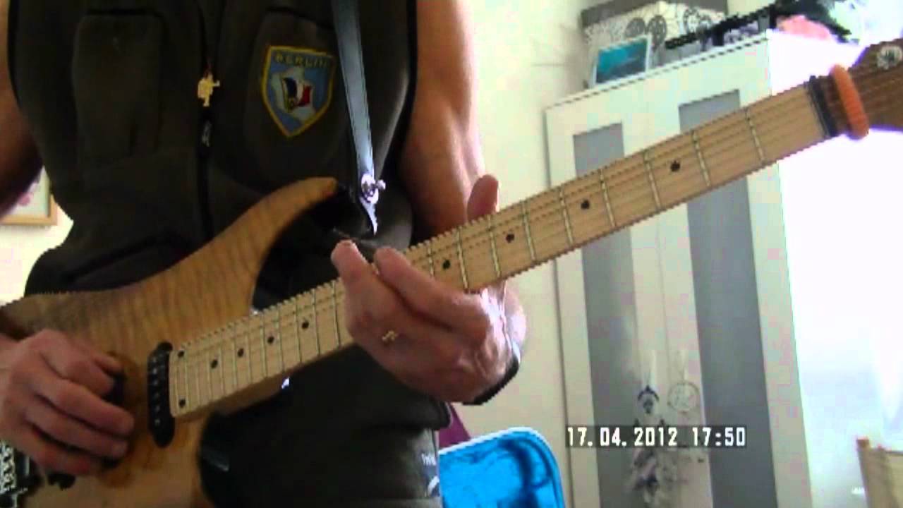 N° 27 tuto guitare sweeping,tapping,legato ralentis et