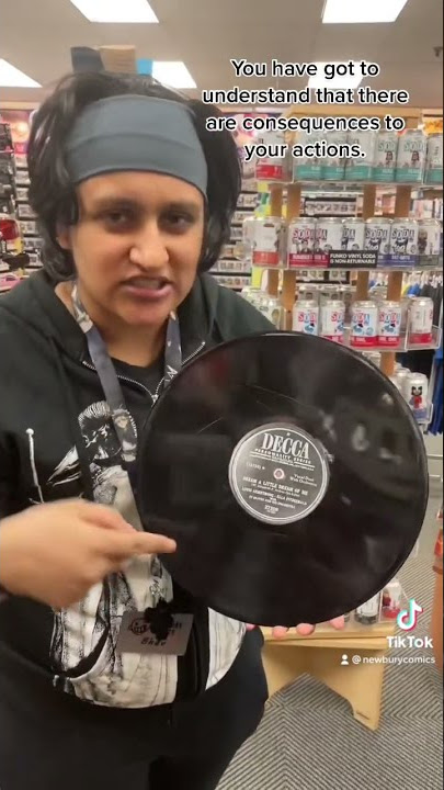 How to properly play vinyl on a turntable