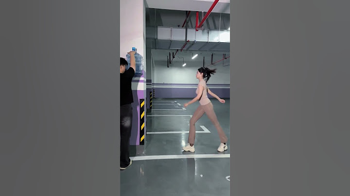 让你们看一下我的脚有多猛#一字马 #运动女孩 #好身材练起来