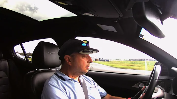 Kia Stinger GT Vs BMW 325i 1/4 Mile Drag Race