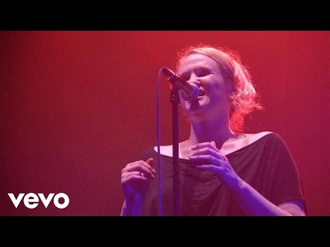 Moby - Why Does My Heart Feel So Bad? (Moby: Live The Hotel Tour 2005)