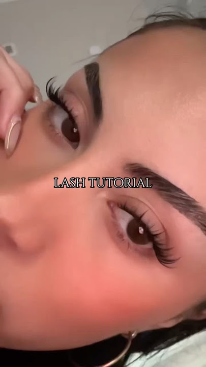 using manga lash clusters 💗 #makeup #lashes #lashclusters