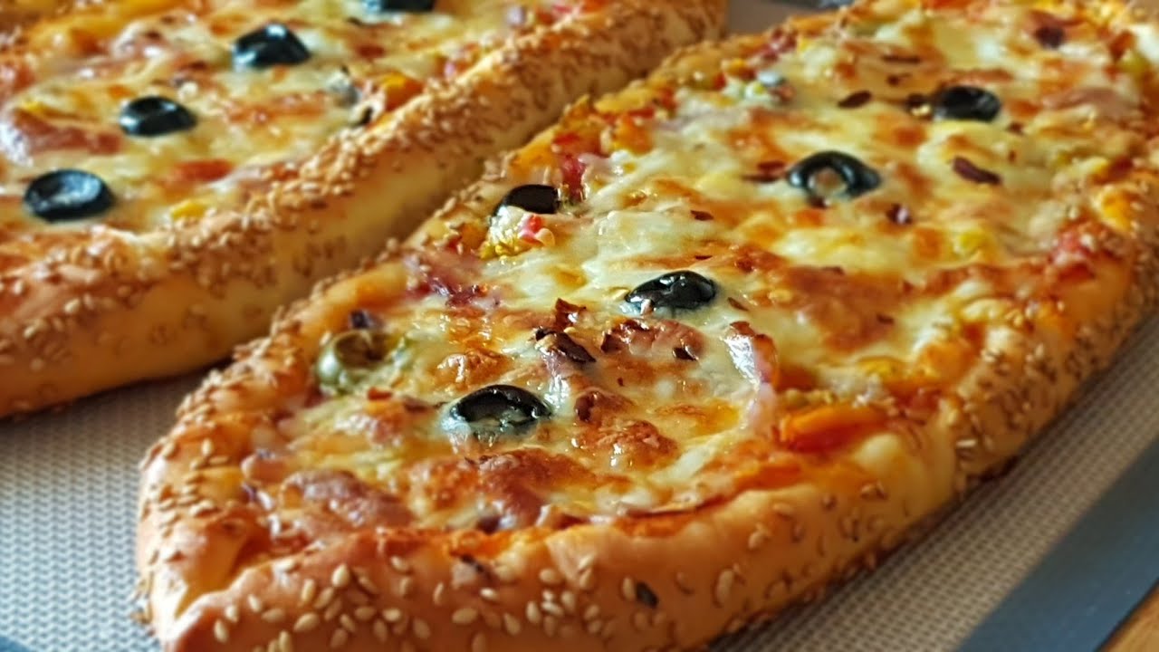 قوارب البيزا التركية بعجينة قطنية و هشة لا تفوتكم/#Pizza turque#Rrecette _facile