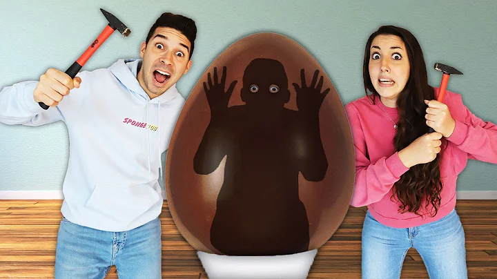 ROMPIAMO LUOVO DI PASQUA GIGANTE CON IL MARTELLO E...