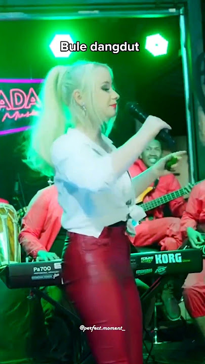 Bule Barbie nyanyi runtah sama ade astrid🤣ngakak