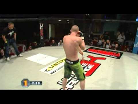 UCMMA - UCMMA 18 - Face Off - UCMMA: Peter Waterho...