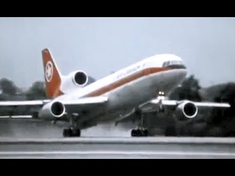 Lockheed L-1011 TriStar Promo Spot - 1981