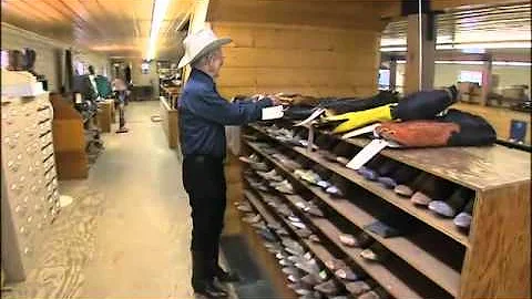Fox News interview of legendary bootmaker Paul Bon...