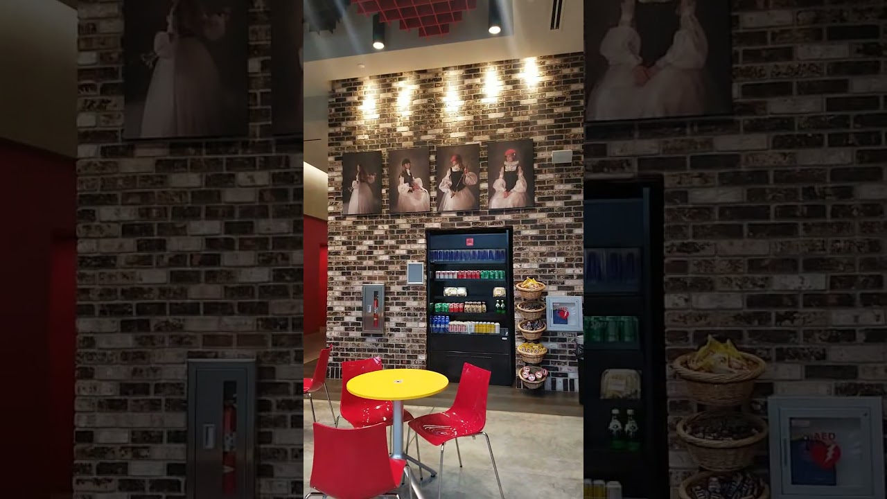 Red Radisson Miami Airport Hotel Tour