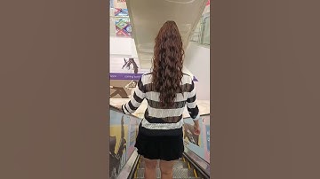 Ngoặm tóc giả đi ngược chiều thang máy thử kkk#tocngoam #hairstyle