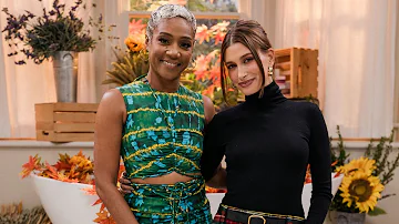 Tiffany Haddish & Hailey Bieber celebrate Thanksgiving & bob for apples | WHO'S IN MY BATHROOM?