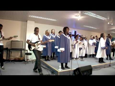 ASSIS SUR TON TRÔNE "CLIP OFFICIEL GOSPEL POUR TOUS EDITION 2014"