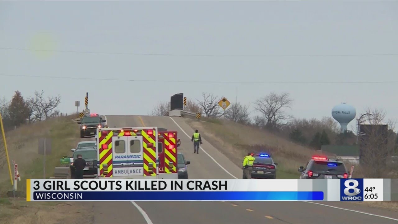 3 Girl Scouts killed in crash in Wisconsin - YouTube