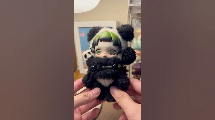 Unboxing Skullpanda’s Lazy Panda Pendant! #skullpanda #lazypanda #popmart #unboxing