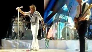 Watch Rod Stewart Shake Your Money Maker video